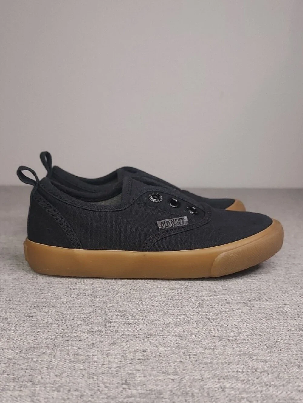 Old Navy Black Canvas Slip-On Sneakers Brown Gum Sole Unisex Toddler Shoe Size 7